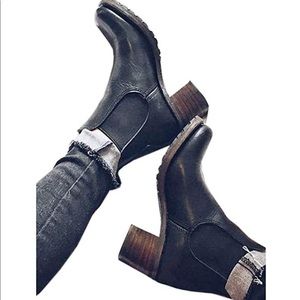 brand new boots 🥾